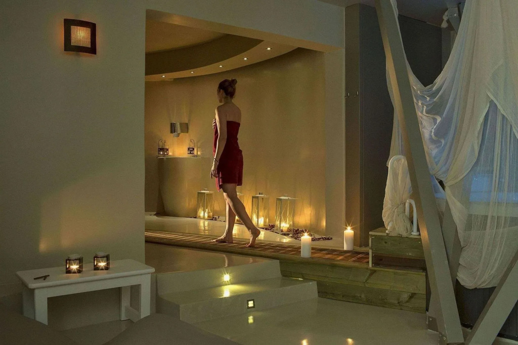 Kassandra Bay Resort, Suites & Spa