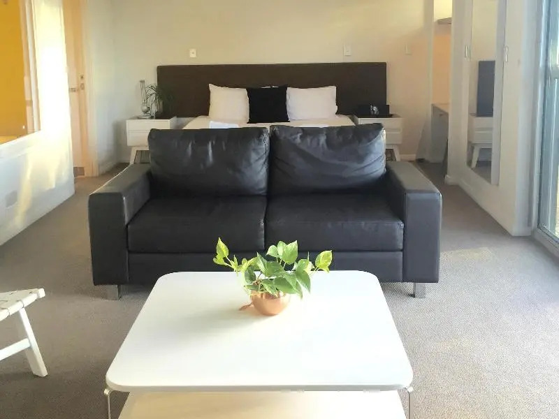 Elkamo Luxury Suites