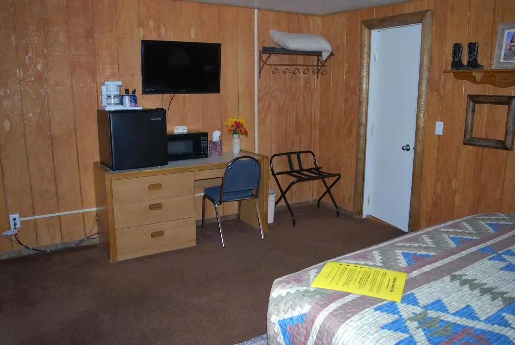 Cowboy Country Inn