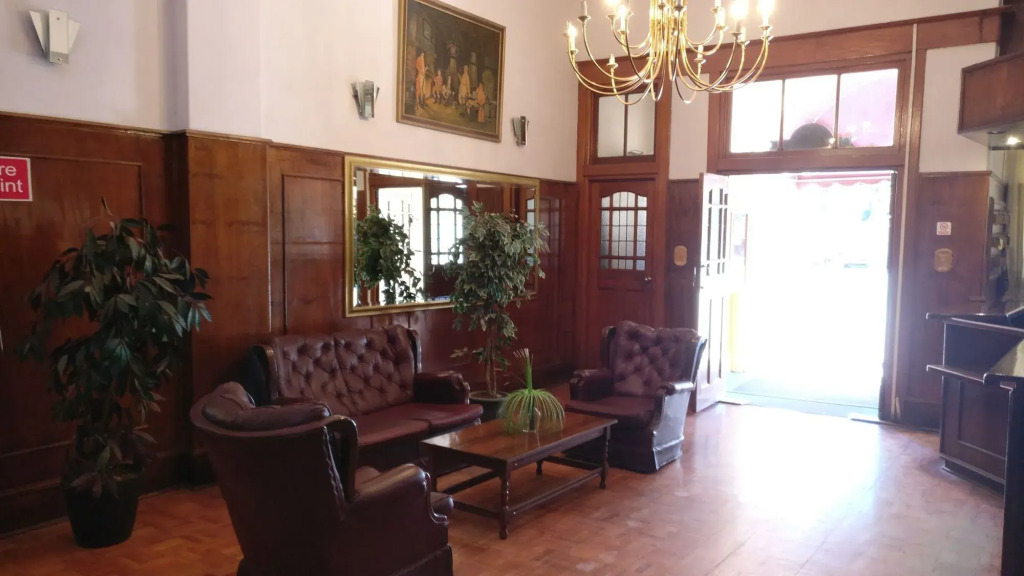 Selborne Hotel