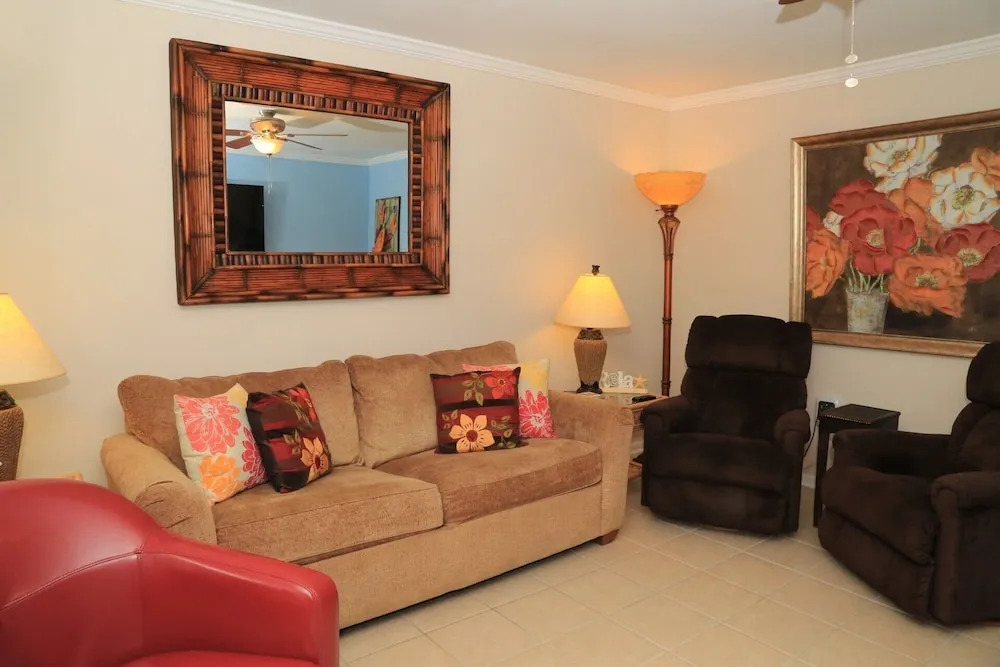 Beachwalk #4 2 Bedrooms 2 Bathrooms Townhouse