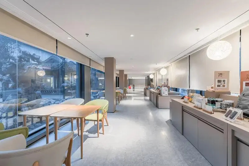Ji Hotel (Suzhou Baodai road subway station)