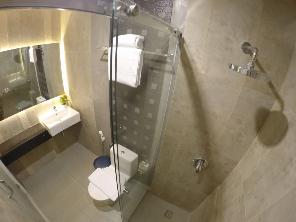 Biz Boulevard Hotel