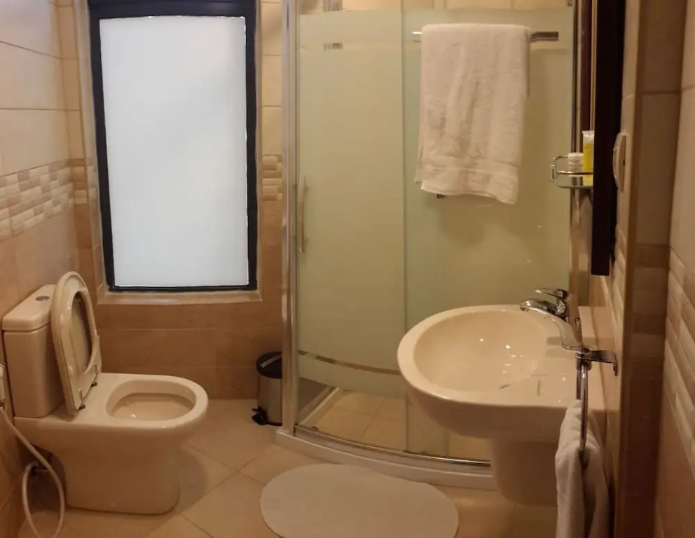 Rozana Hotel