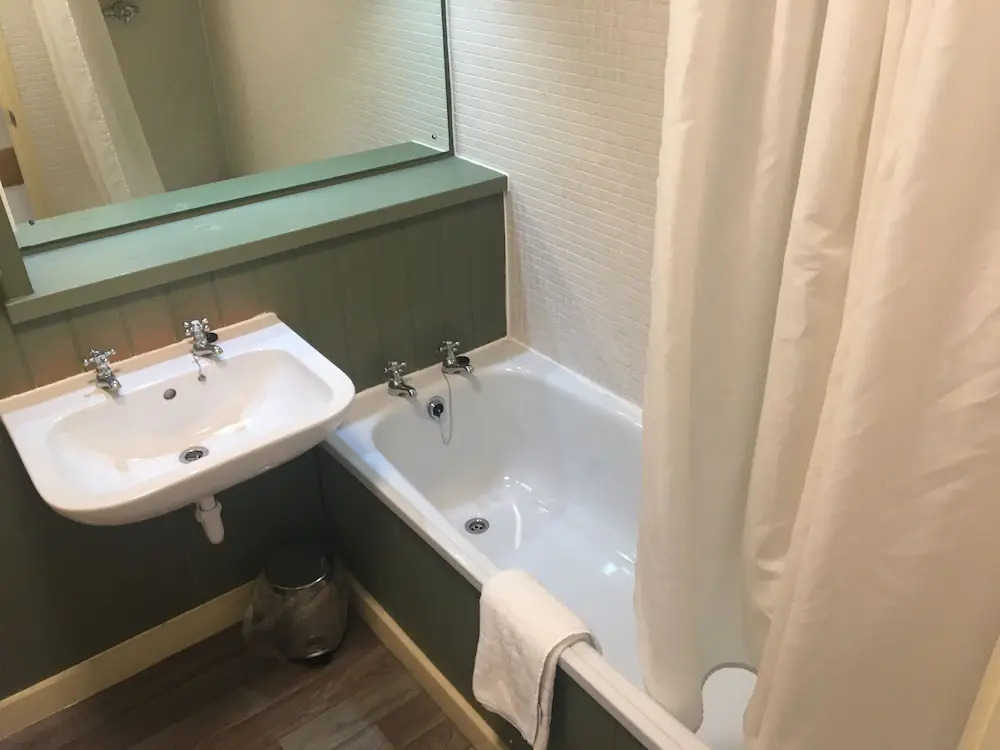 Blue Bell Lodge Hotel