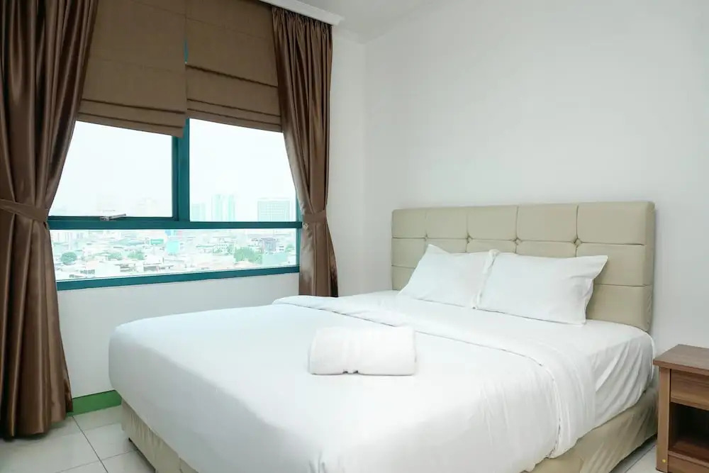Spacious And Convenient 3br at Pangeran Jayakarta Apartment