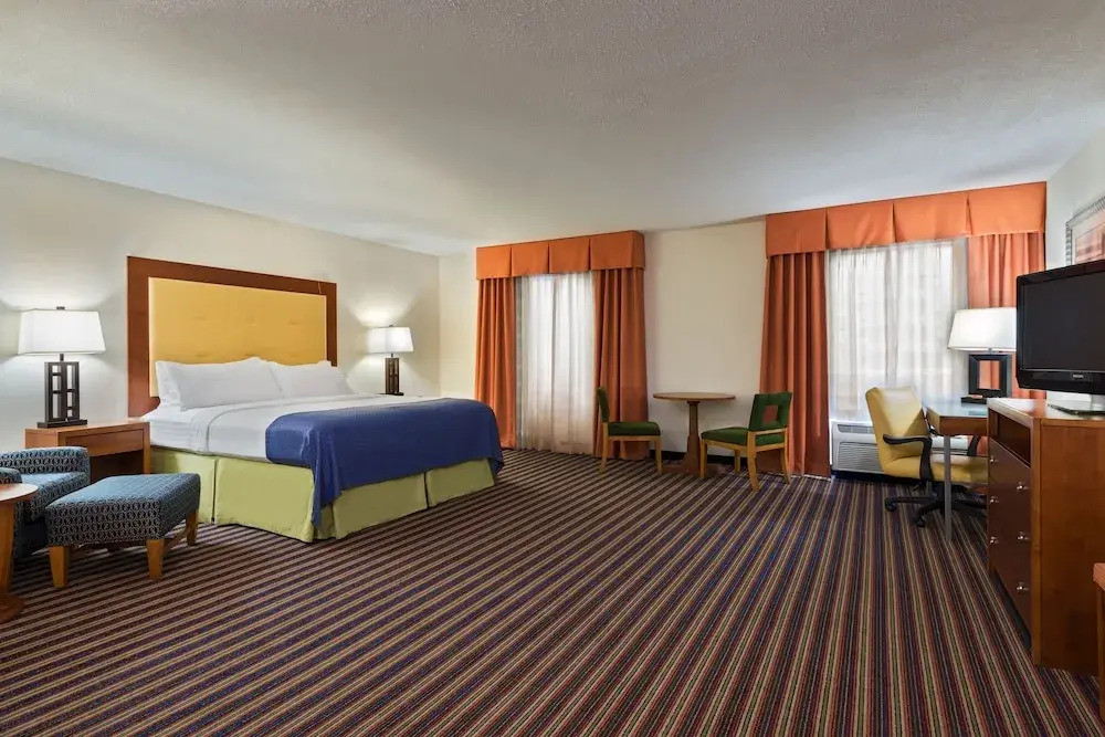 Delta Hotels by Marriott Colonial Heights