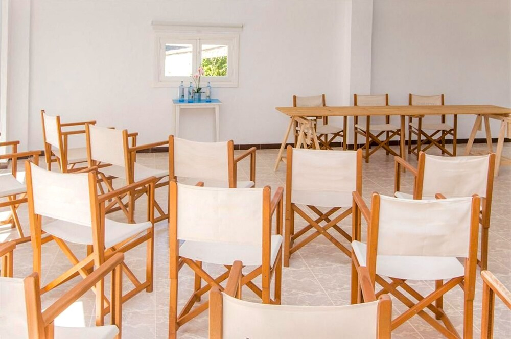 Som Suret Cool Hostel - Adults Only
