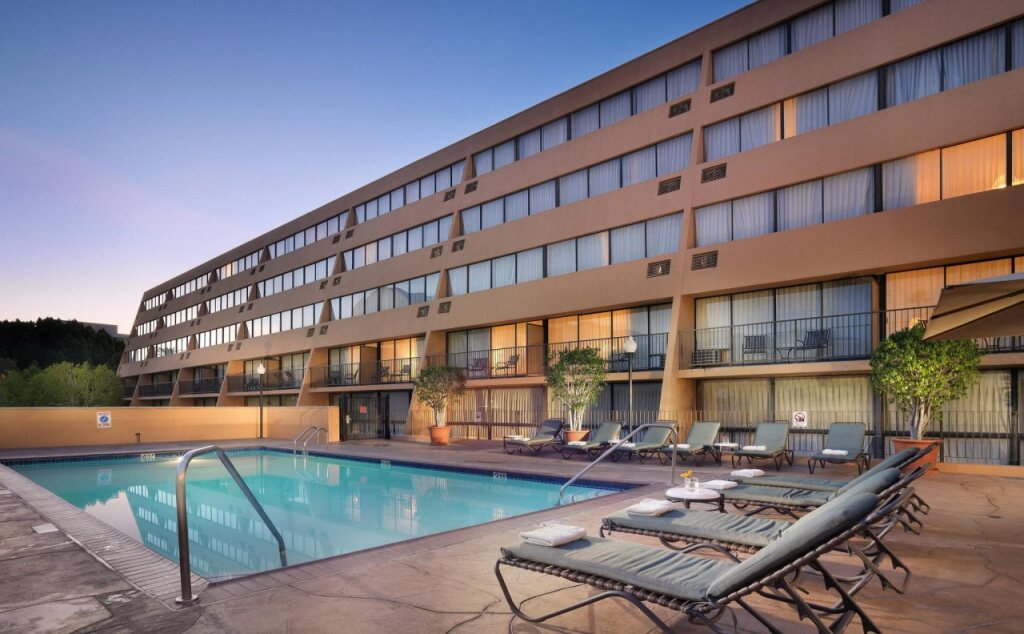Hotel Dena, Pasadena Los Angeles, a Tribute Portfolio Hotel