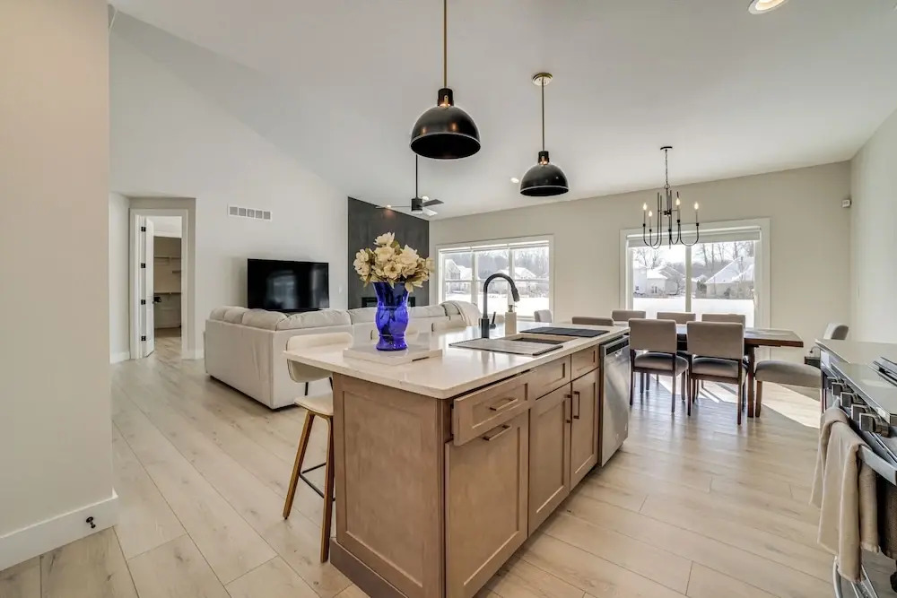 2 Mi to Notre Dame: Spacious Home w/ Private Yard