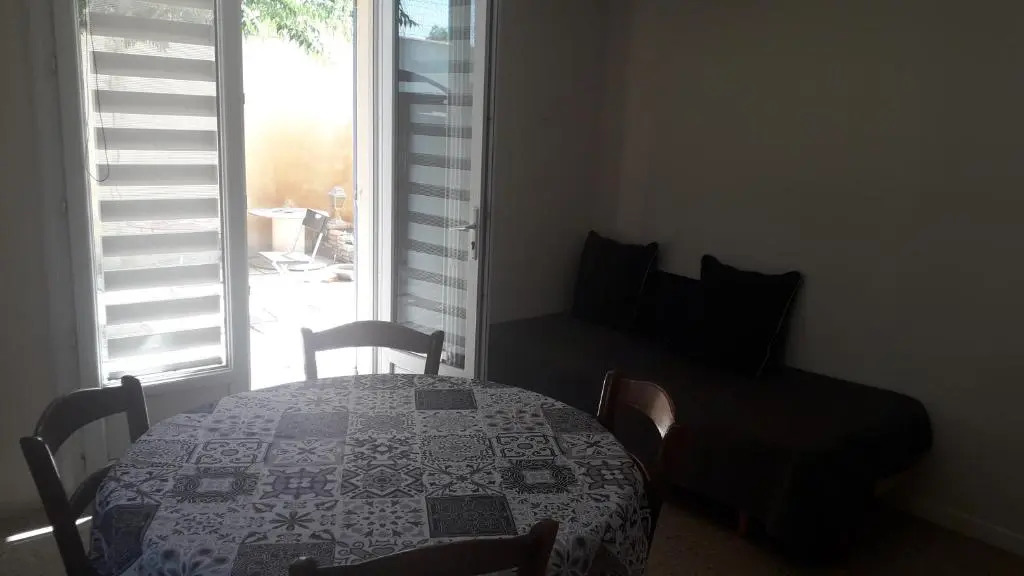 Appartement lumineux au Nord d'Arles