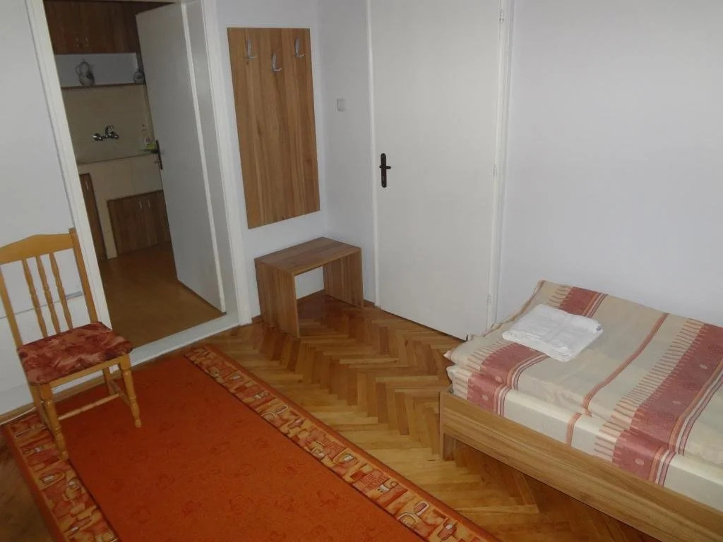 Guest Rooms Donovi