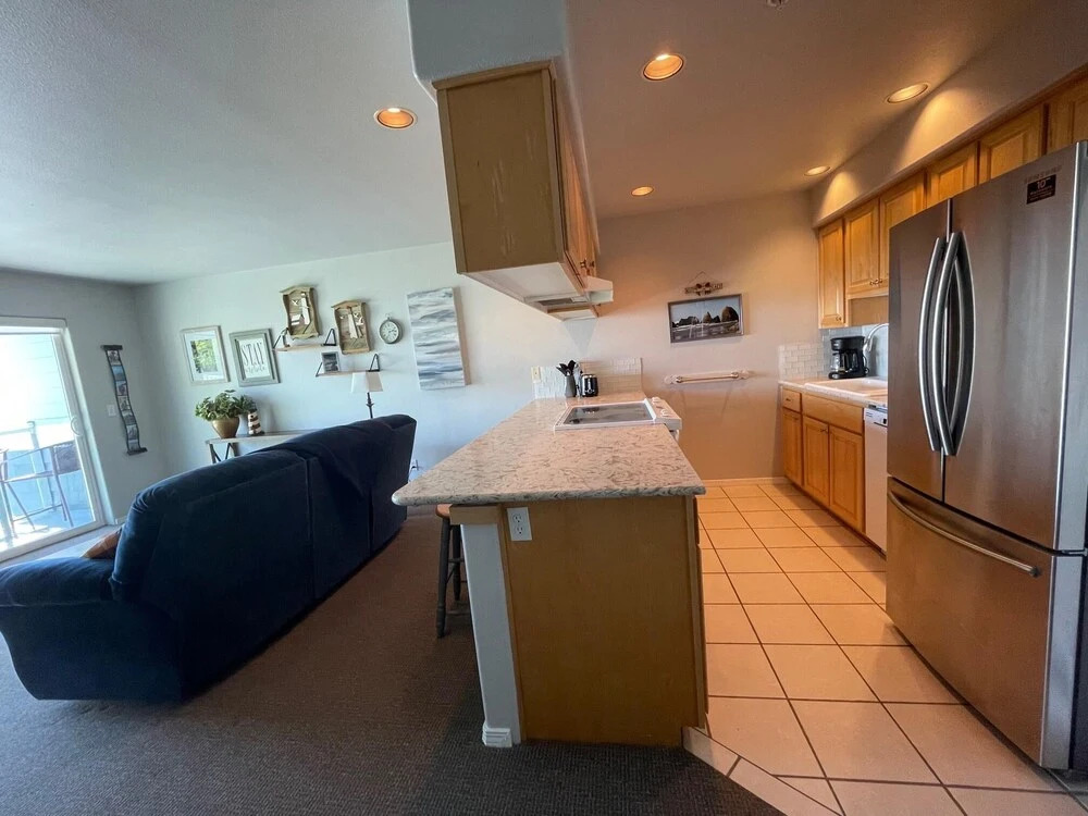 Waters Edge 303