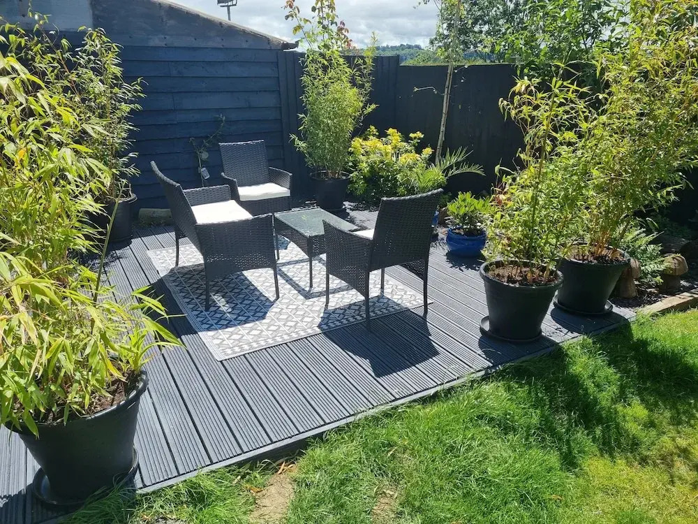 1-bed Apartment - Sleeps 2 & Private Parking