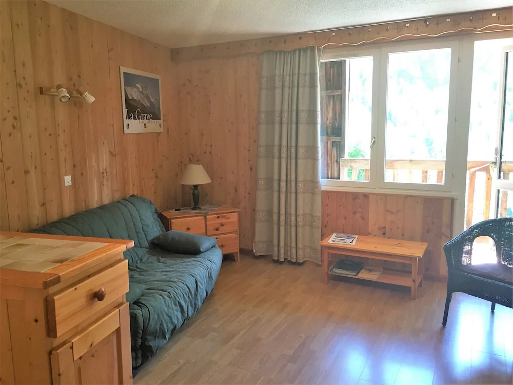 Les Enfetchores - apartment overlooking la Meije