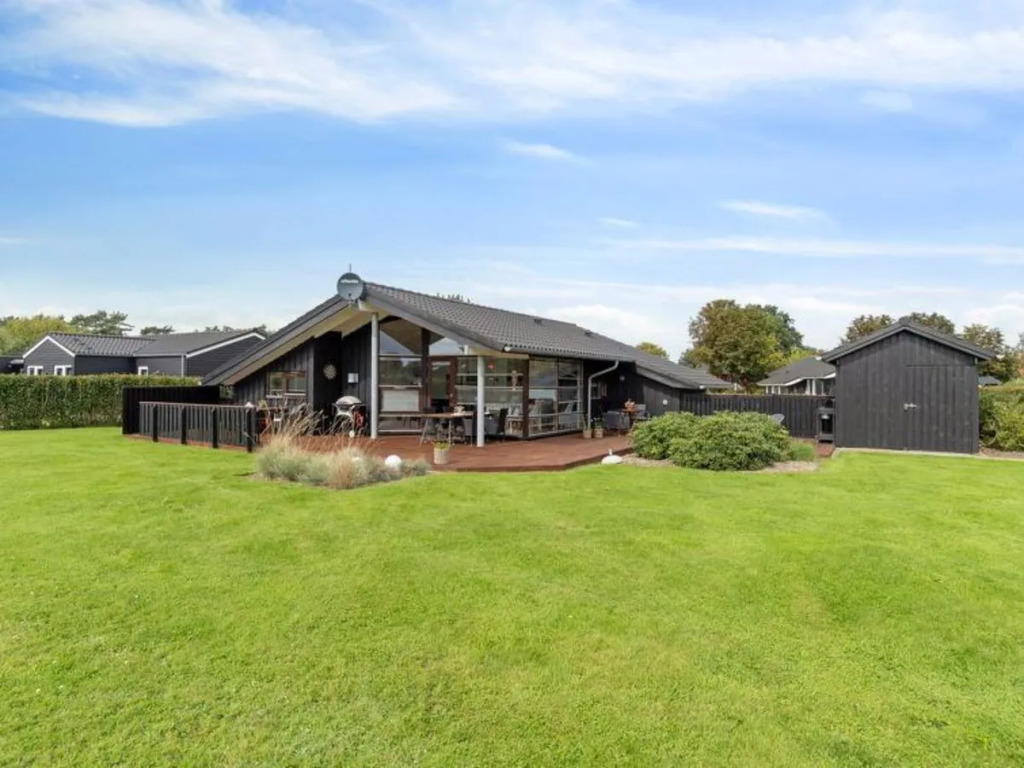 "Evald" - 600m from the sea in NE Jutland