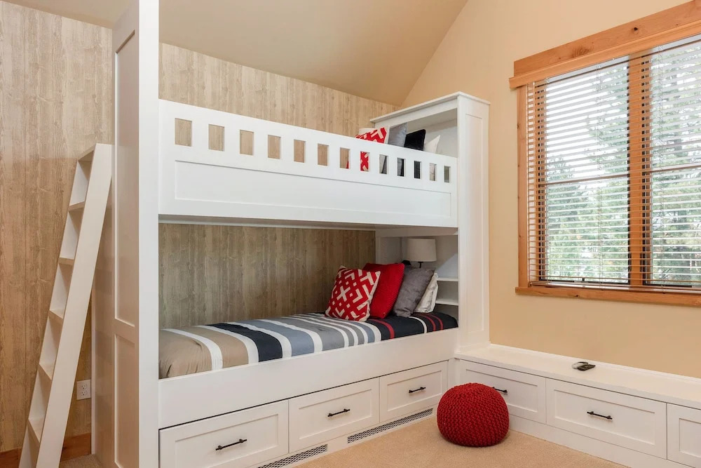 Sagebrush - 3 Br Home