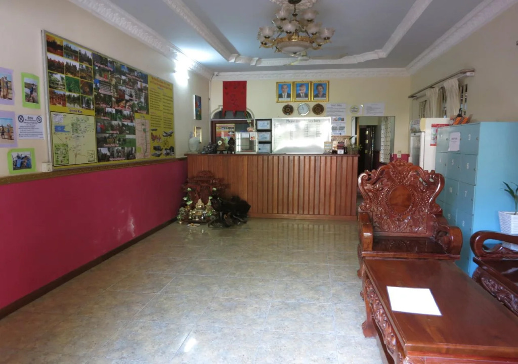 Happy Hippies Hostel