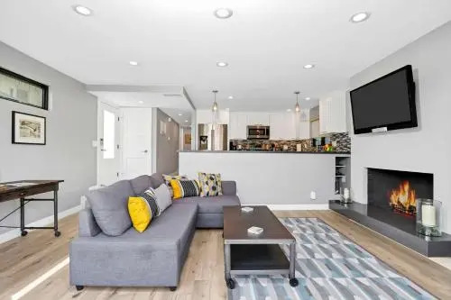 308 35th Street, Unit A (Lower)