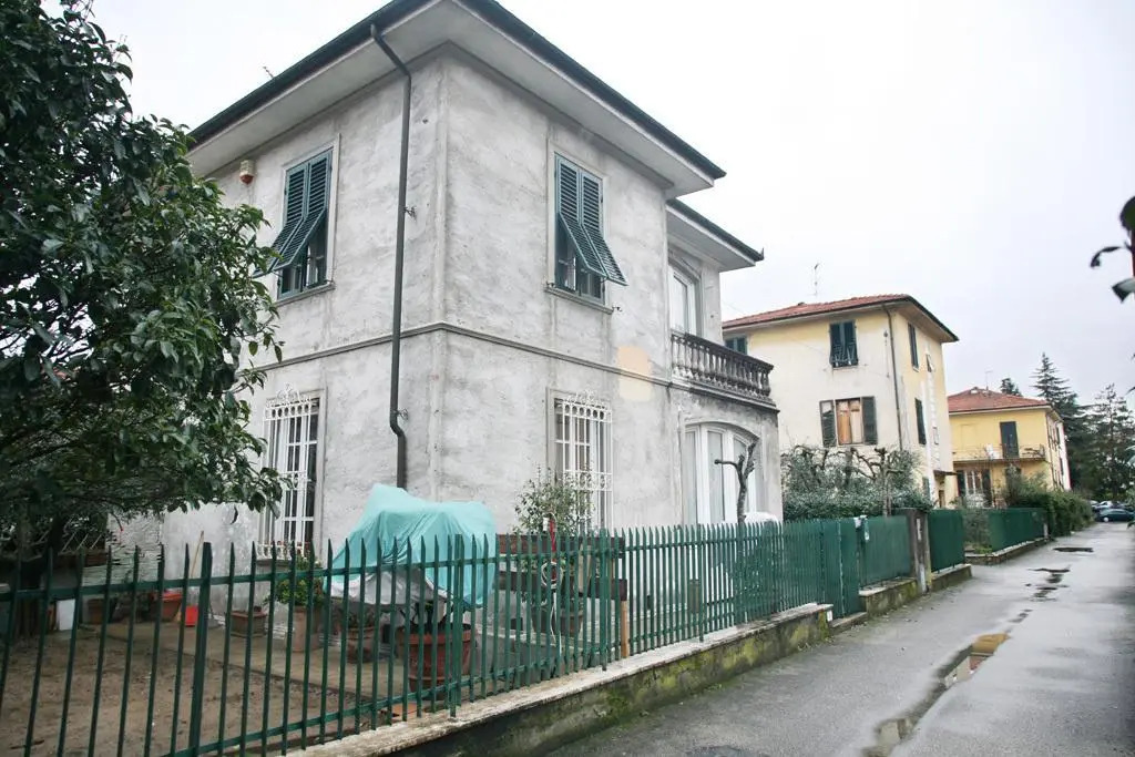 Due passi dalla Città