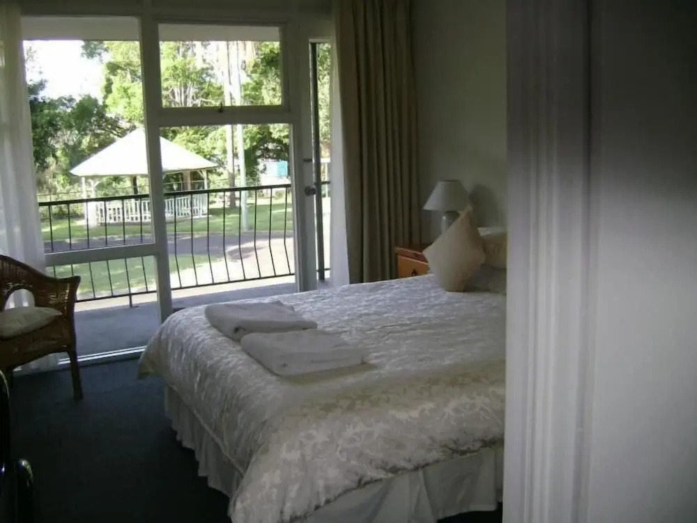River Park Motor Inn