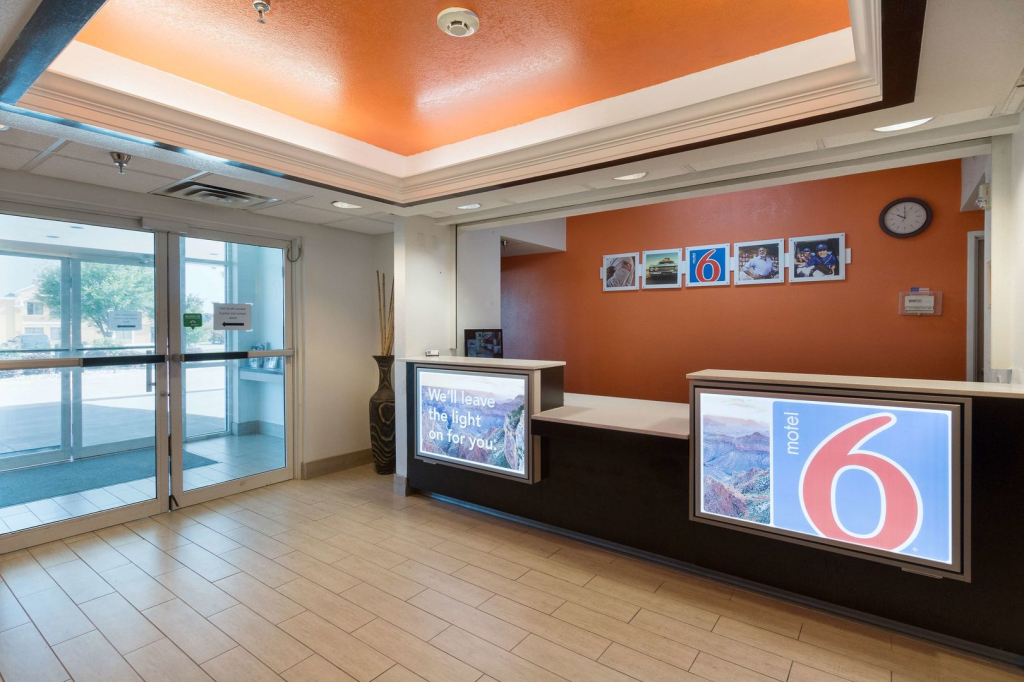 Motel 6-Hillsboro, TX