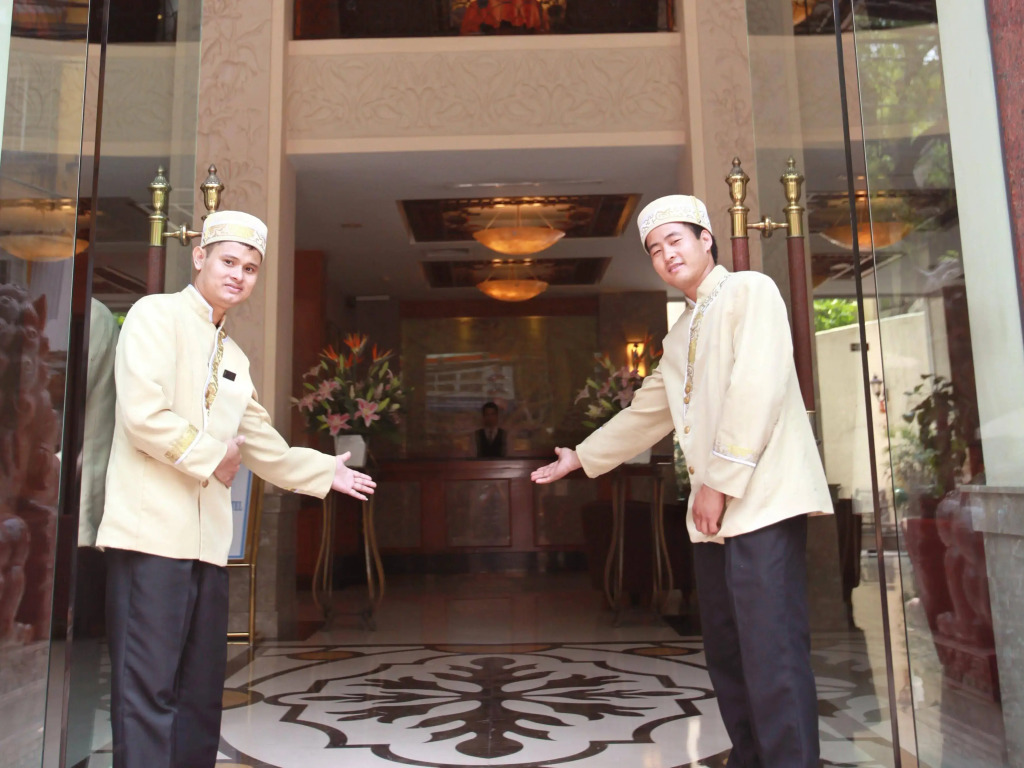 Flower Garden Hotel