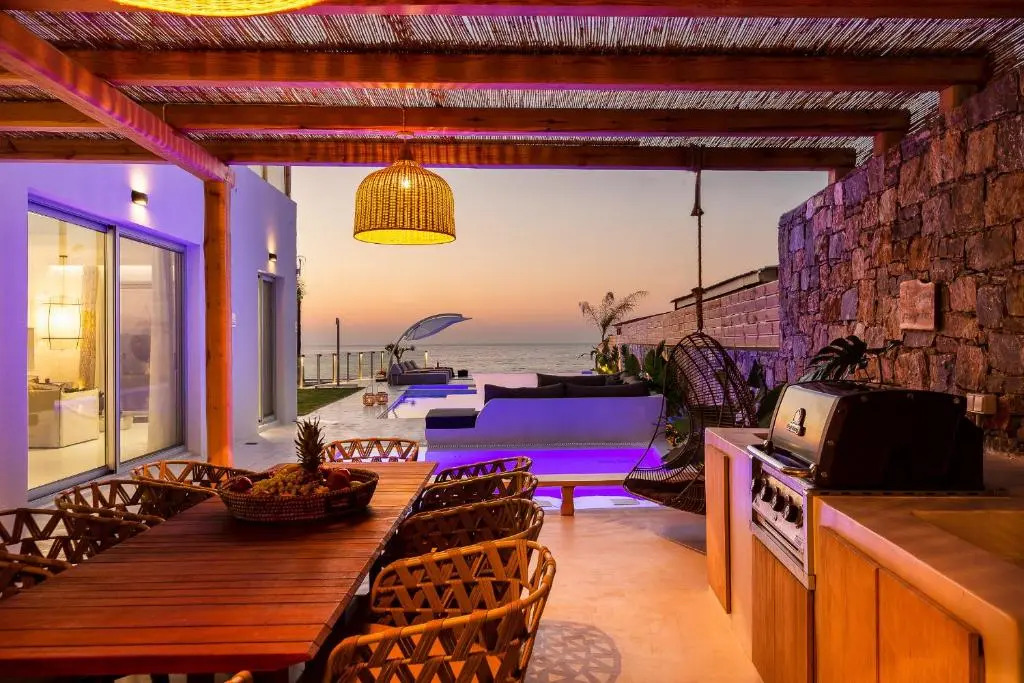 La Casa di Mare, Luxury Beach Front Villa with Private Pool, Whirlpools & Sauna, By ThinkVilla