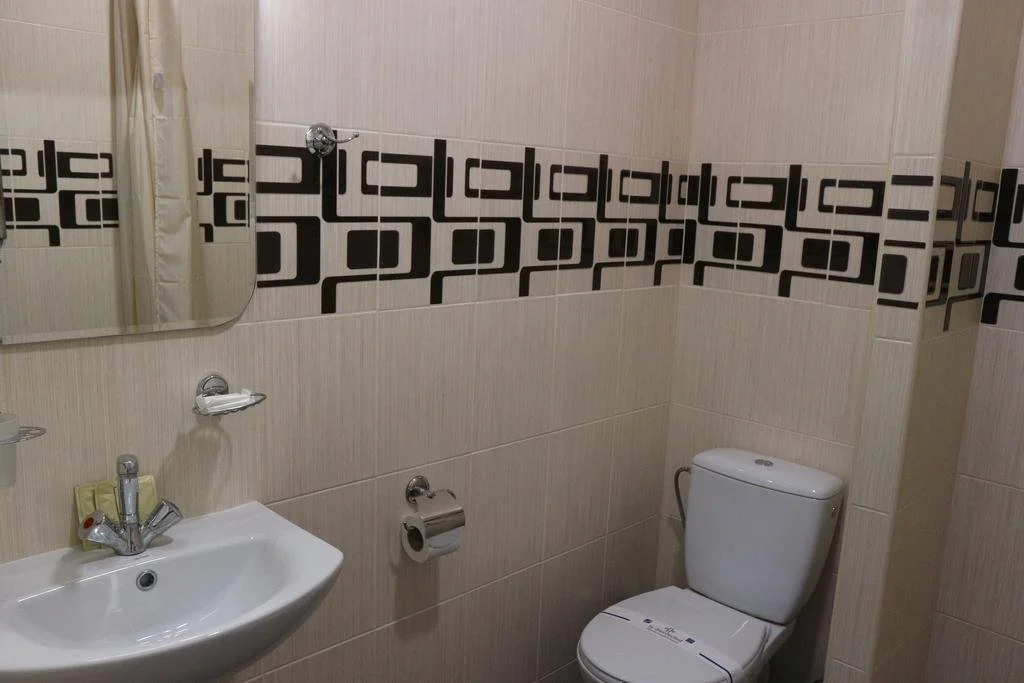 Orange Hotel