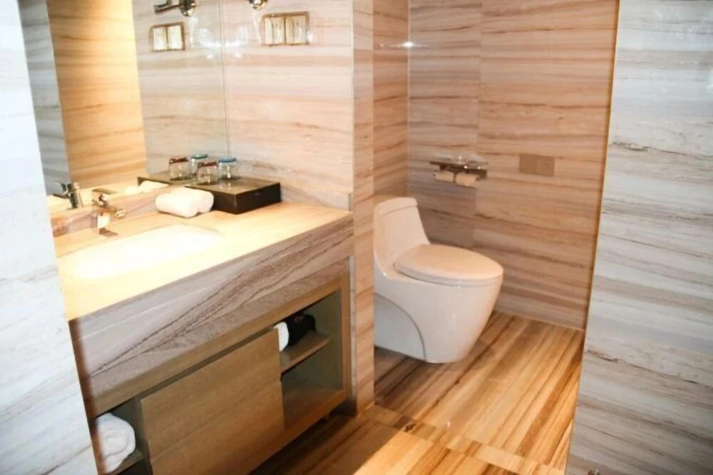 Donghuang International Hotel