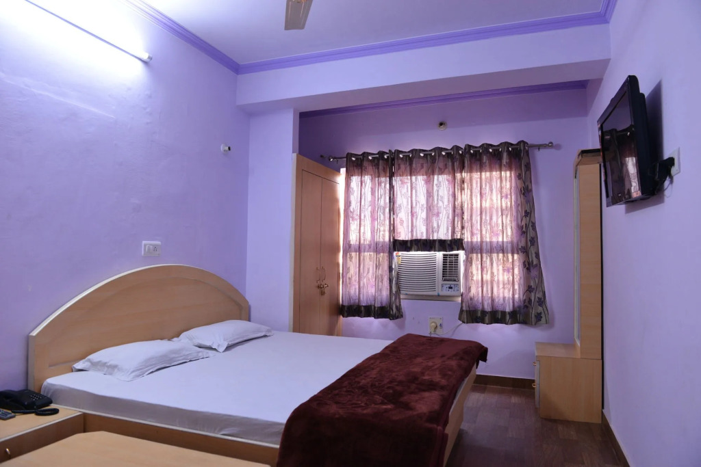 Hotel Mohit Palace