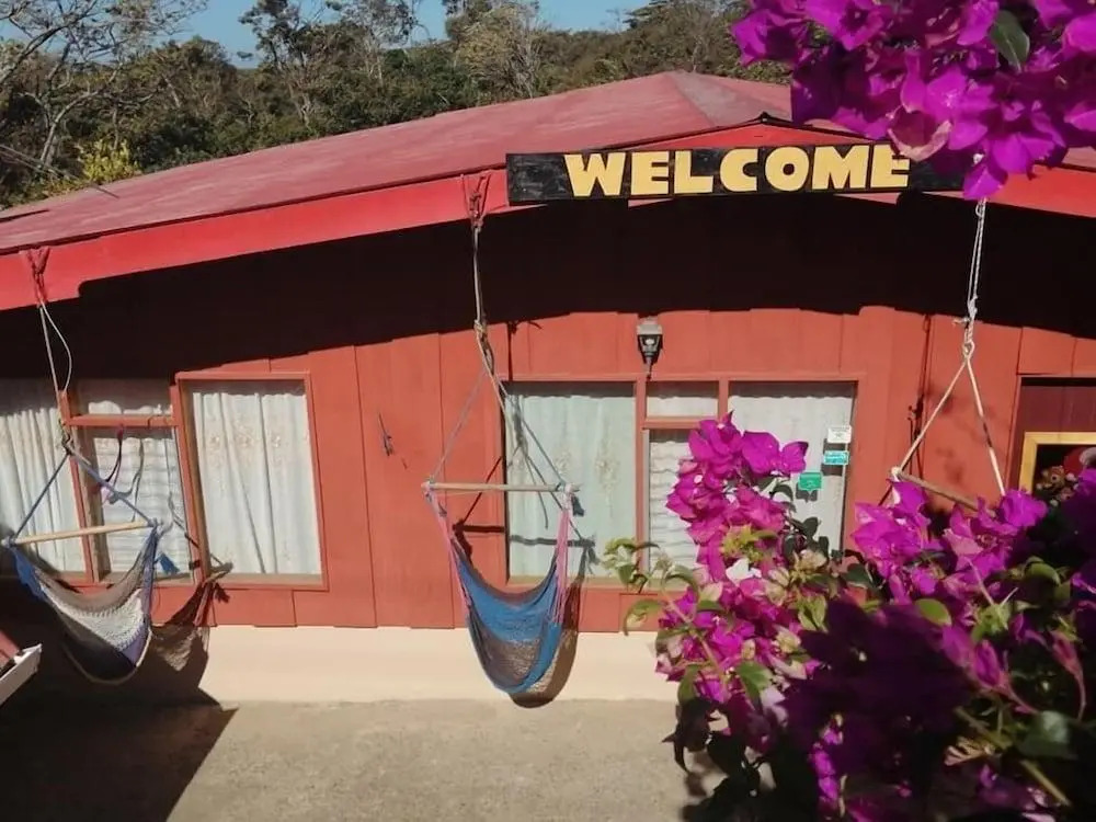 Pensión y Cabinas Colibrí B&B Costa Rica
