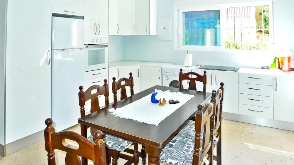 House With 3 Bedrooms in Calp, With Wonderful sea View, Private Pool,