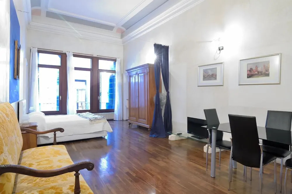 Santa Marina Studio