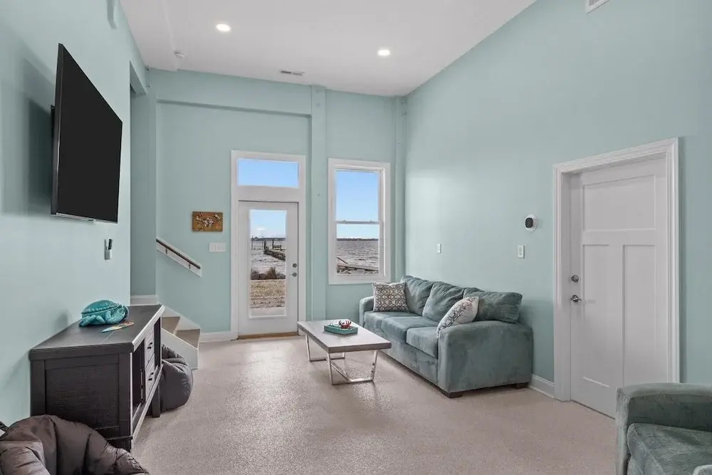 Straits Serenity 3 Bedroom Home by RedAwning