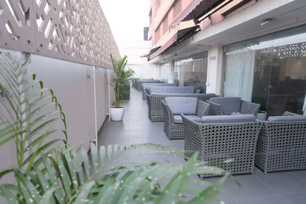 Deventure Hotel