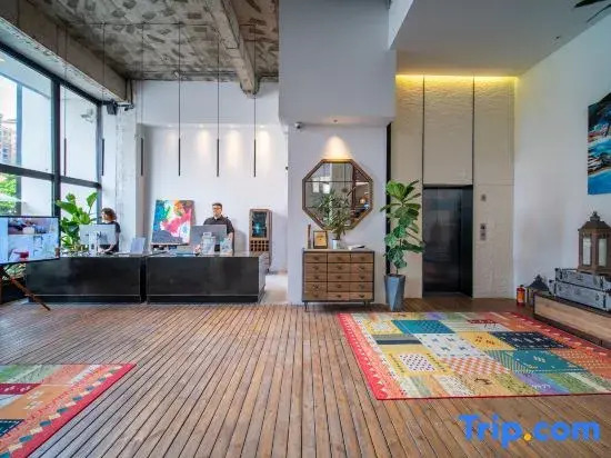 24HCOLOR Hotel (Huizhou Jinshanhu Park Branch)
