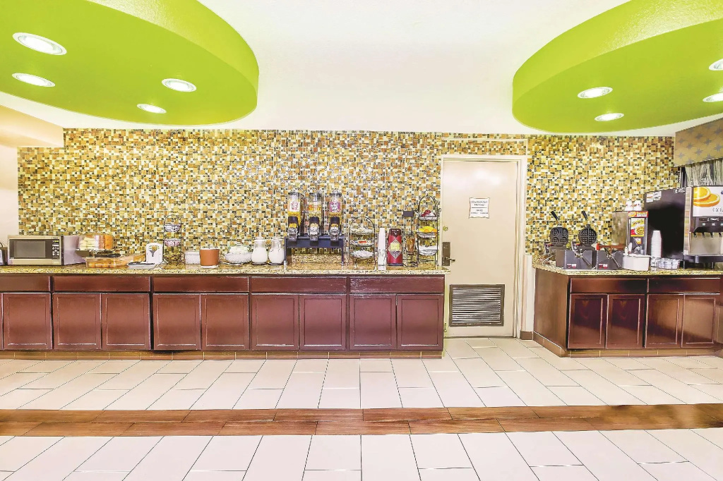 La Quinta Inn Oakland Airport & Coliseum