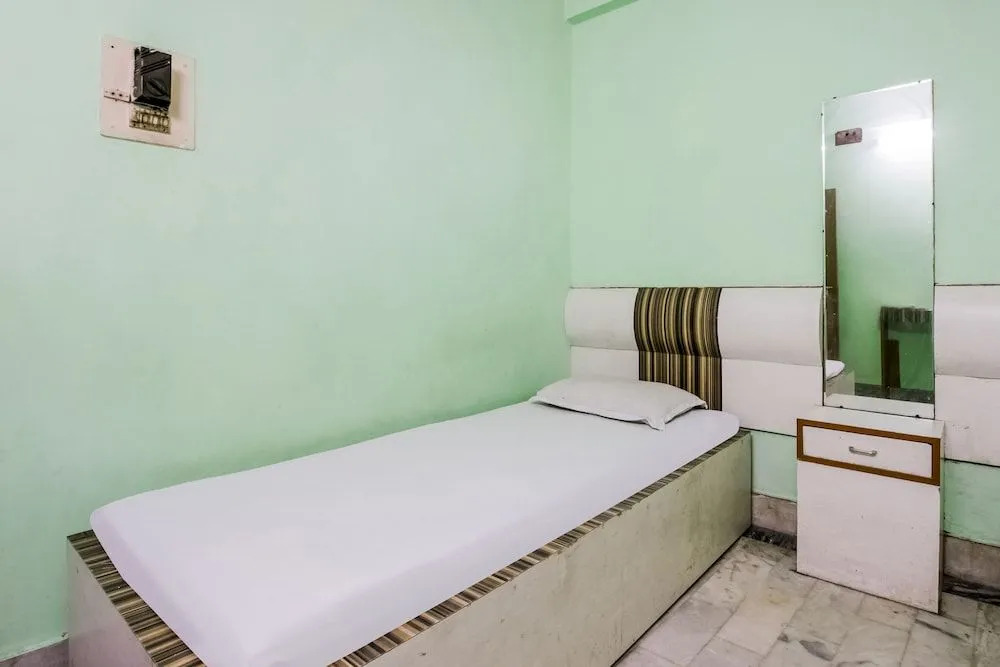 Spot on 38003 Hotel Vandana