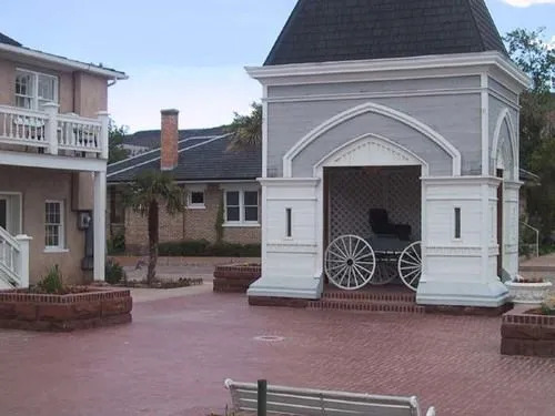 Green Gate Village Inn
