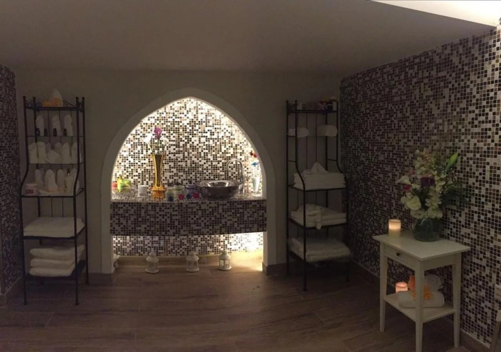 Lotaz hotel suites