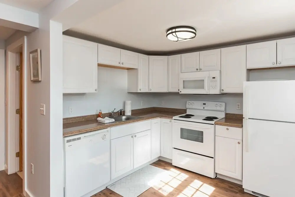 Simple And Cozy Apartment Just Mins To Loon Mountain And Waterville Valley 1 Bedroom Condo by Redawning