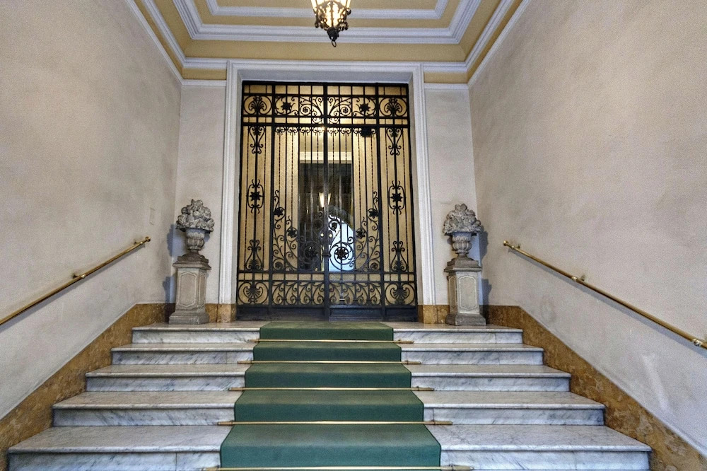 Accademia Suite in Prime Location