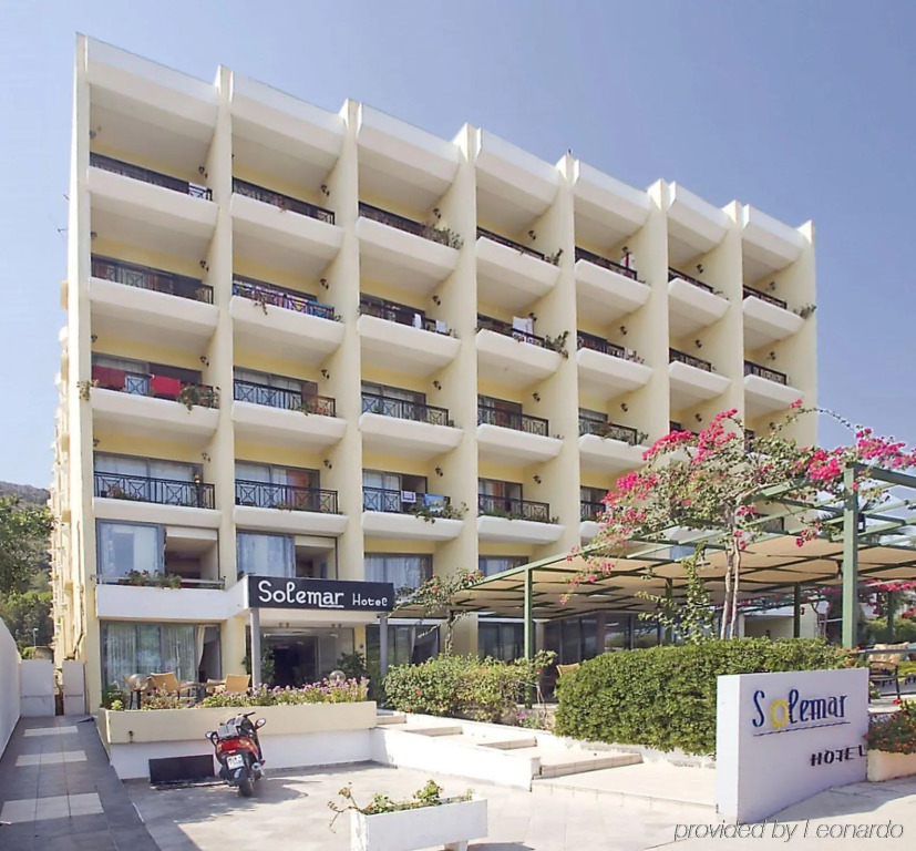 Oceanis Park Hotel
