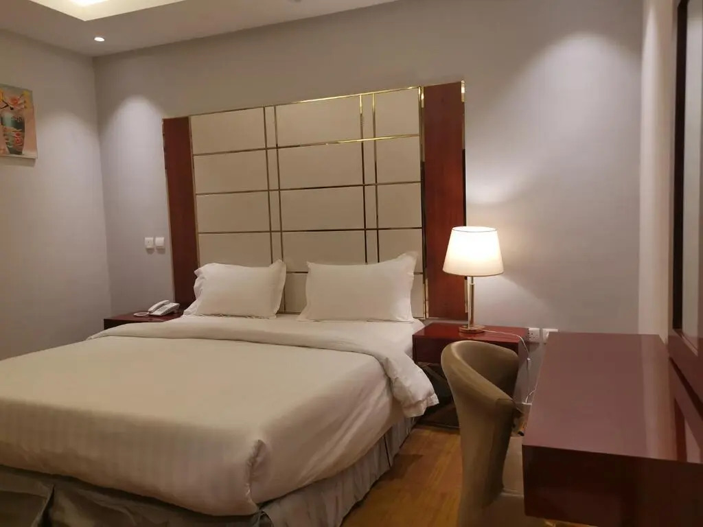 Rasis Park hotel suites