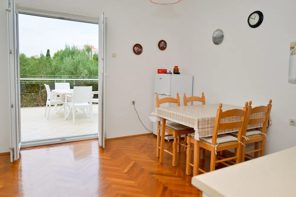 Spacious 4 Apartment for 5 Persons w 2 Terraces, 2 Bedrooms, 2 Bathrooms
