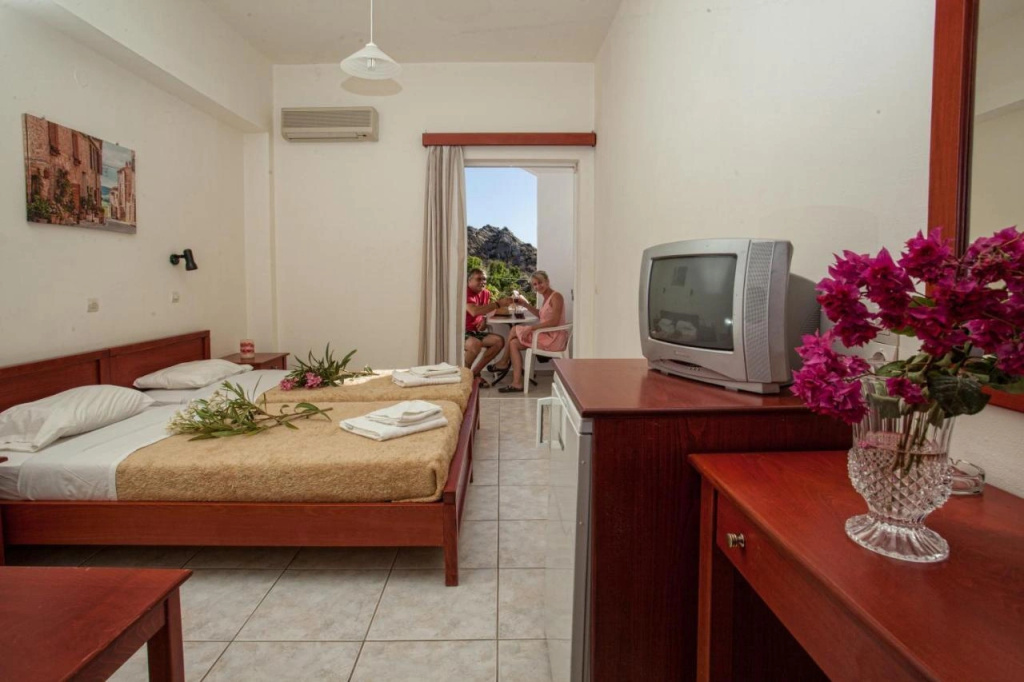 Ammoudi Beach Apartments