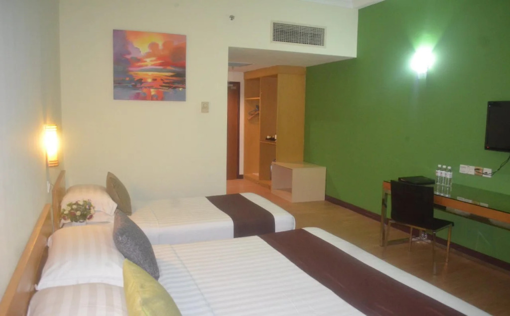 Tang Dynasty Park Hotel