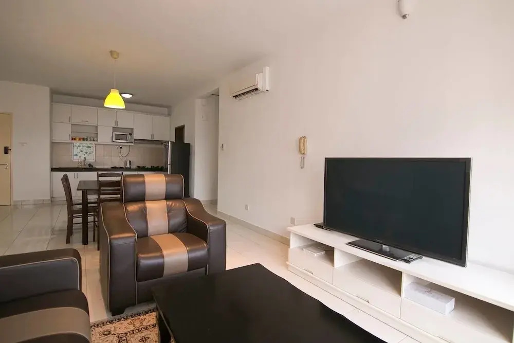 Comfy 3BR Home With Klcc View