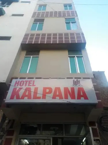 SPOT ON 49719 Hotel Kalpana
